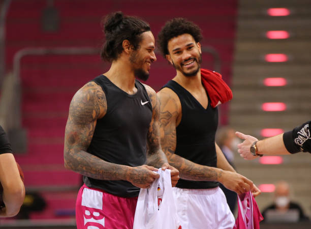 动和出色的 动和出色的