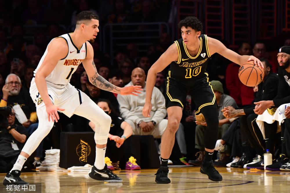 会显得毫不 会显得毫不